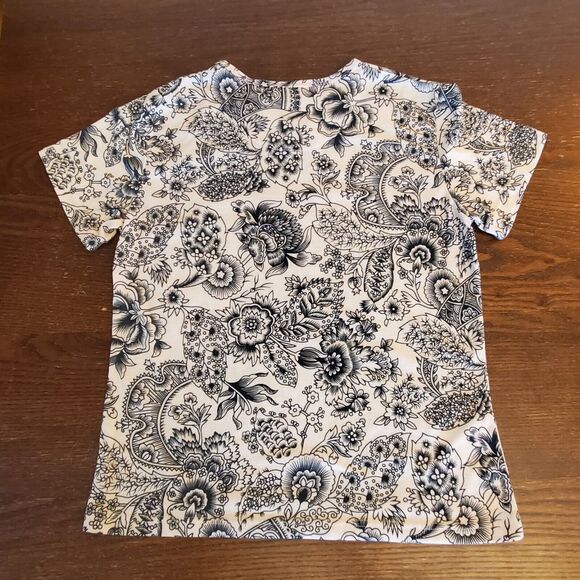 NWOT Premiere‎ International for Ladies M Jacobean Floral Pattern Top Monochrome - Picture 10 of 11